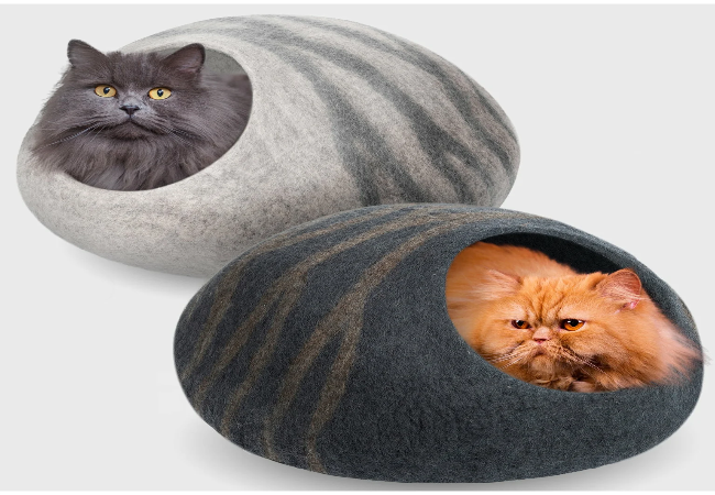 Eco Friendly Cat Beds, Caves & Toys: Vet’s Natural Guid