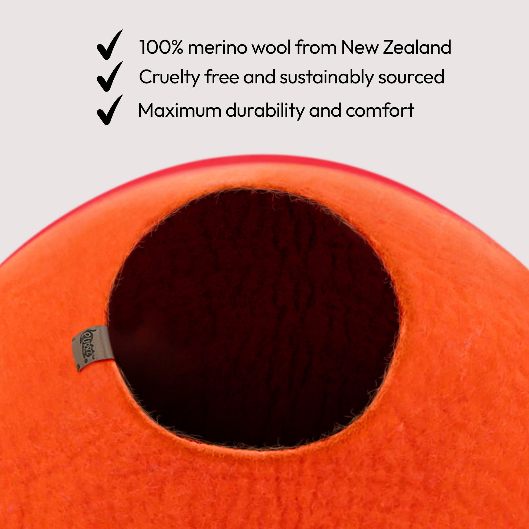 手作りメリノ羊毛の洞窟（ウルル）